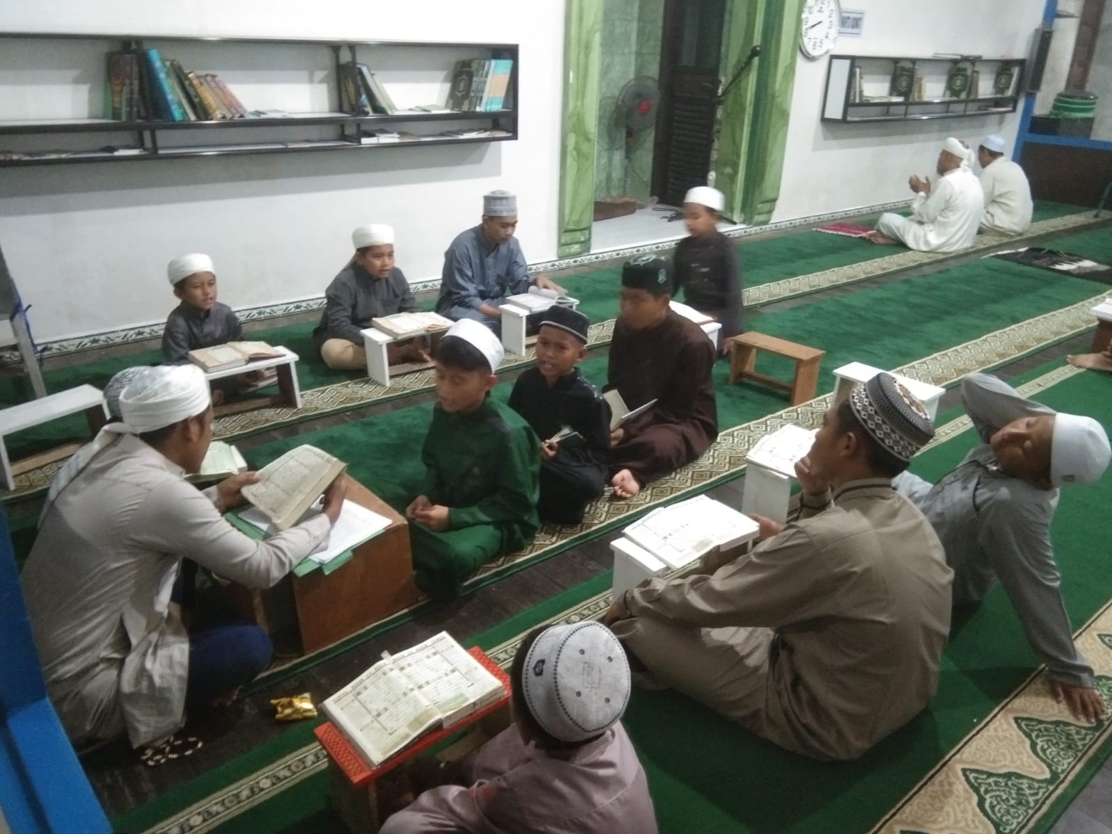 gambar LANGGAR ANNUR.