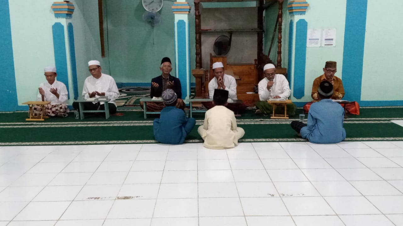 gambar MASJID AL HUDA.